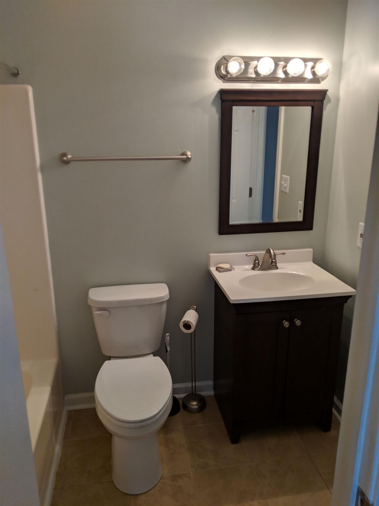 755 Burcale Rd. Photo 7