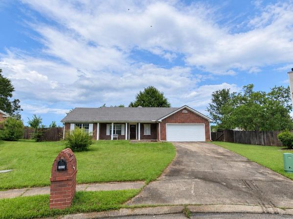 6006 Seminole Court, Ocean Springs, MS 39564