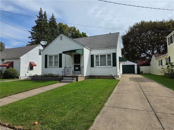205 67th Street , Niagara Falls, NY 14304