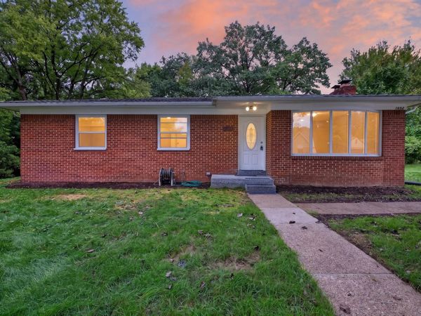 1652 Charleston Avenue, Pontiac, MI 48340