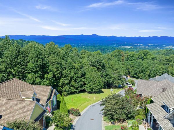 95 Deep Valley Lane , Hendersonville, NC 28791