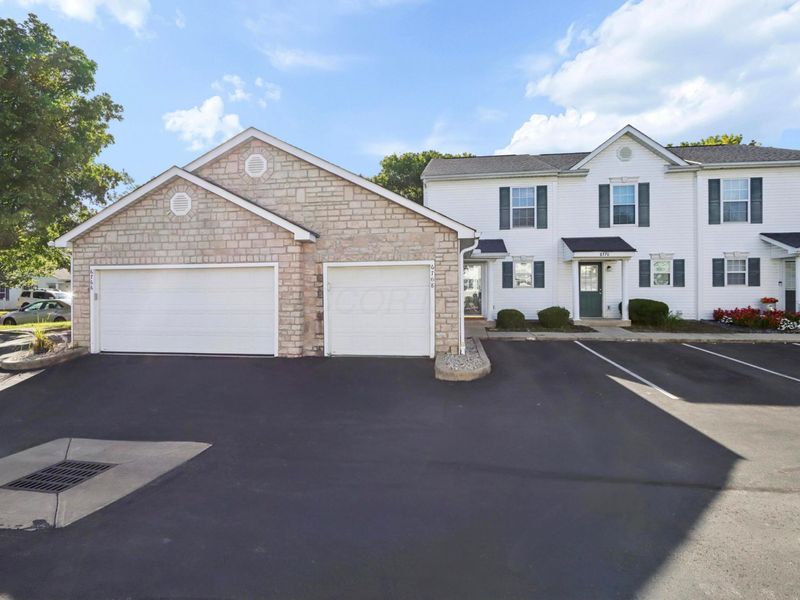 6768 Axtel Drive , Unit 15B, Canal Winchester, OH 43110 Photo 2