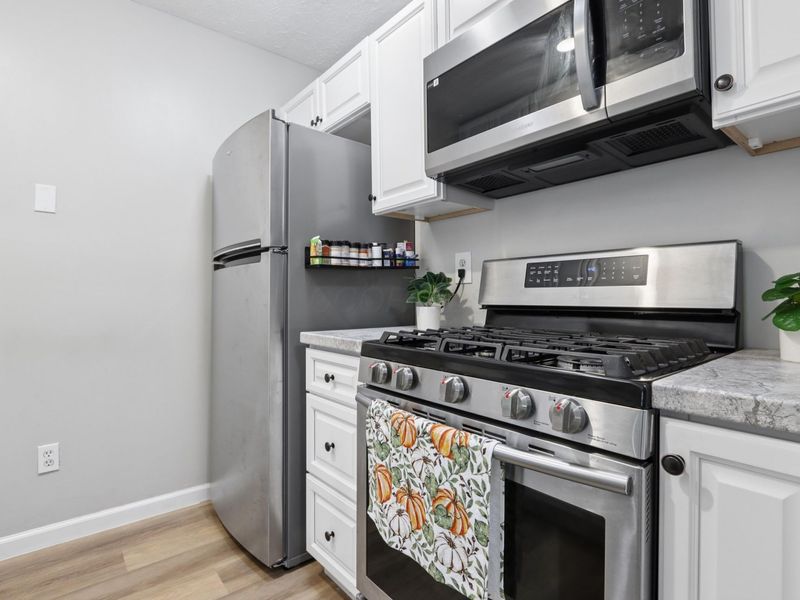 6768 Axtel Drive , Unit 15B, Canal Winchester, OH 43110 Photo 7