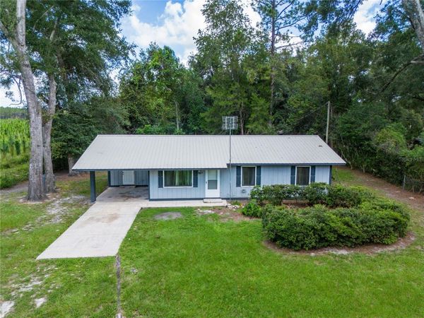 1424 NW 13TH AVENUE , CHIEFLAND, FL 32626