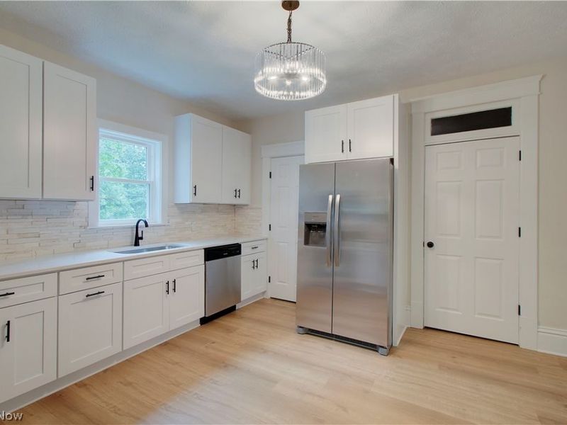 495 W Broadway Street, Alliance, OH 44601 Photo 16