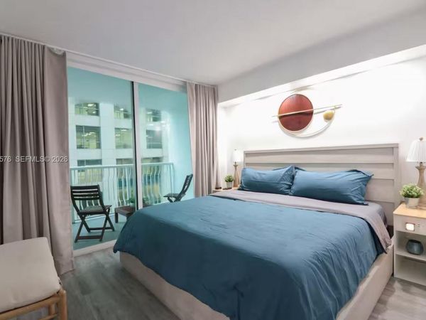 1200 Brickell Bay Dr , Unit 2016, Miami, FL 33131