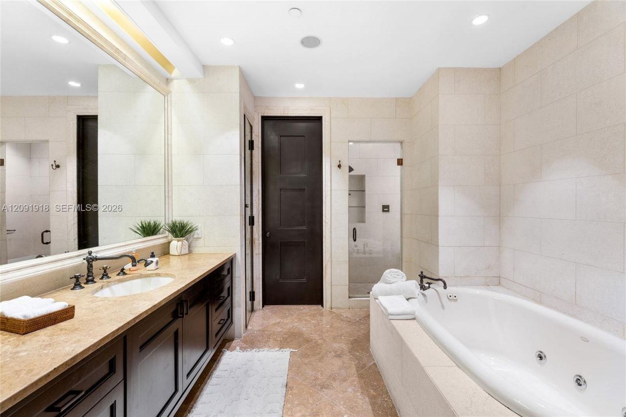 7412 Fisher Island Dr , Unit 7412, Miami Beach, FL 33109 Photo