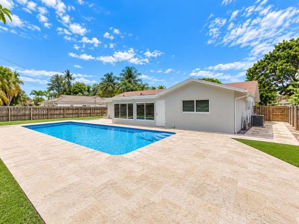 3700 NW 2nd Ct, Boca Raton, FL 33431