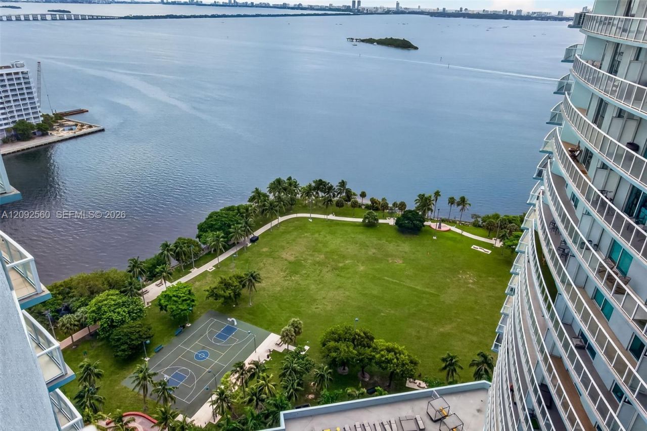 1900 N Bayshore Dr, Unit 2717, Miami, FL 33132 Photo