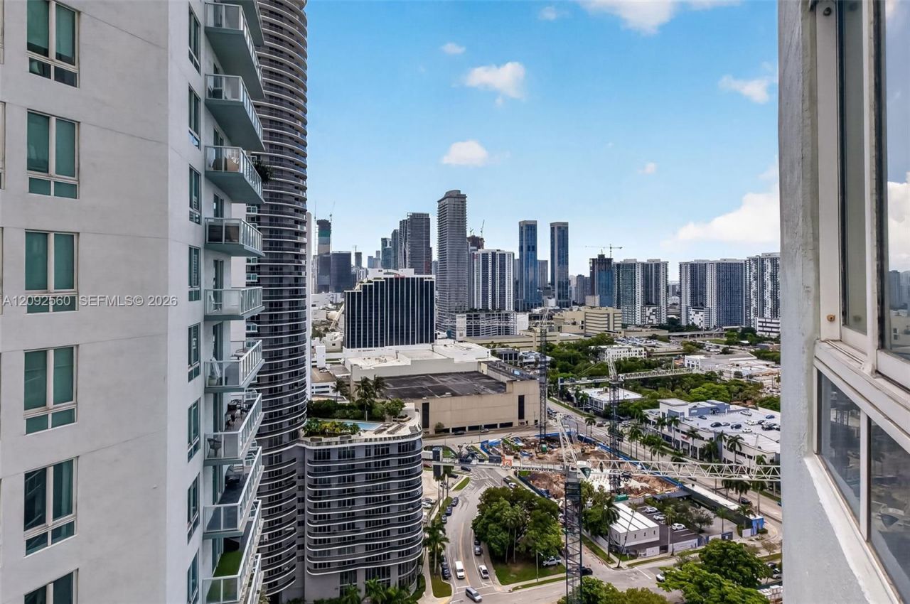 1900 N Bayshore Dr, Unit 2717, Miami, FL 33132 Photo