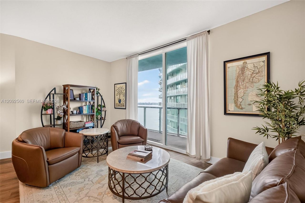 1900 N Bayshore Dr, Unit 2717, Miami, FL 33132 Photo