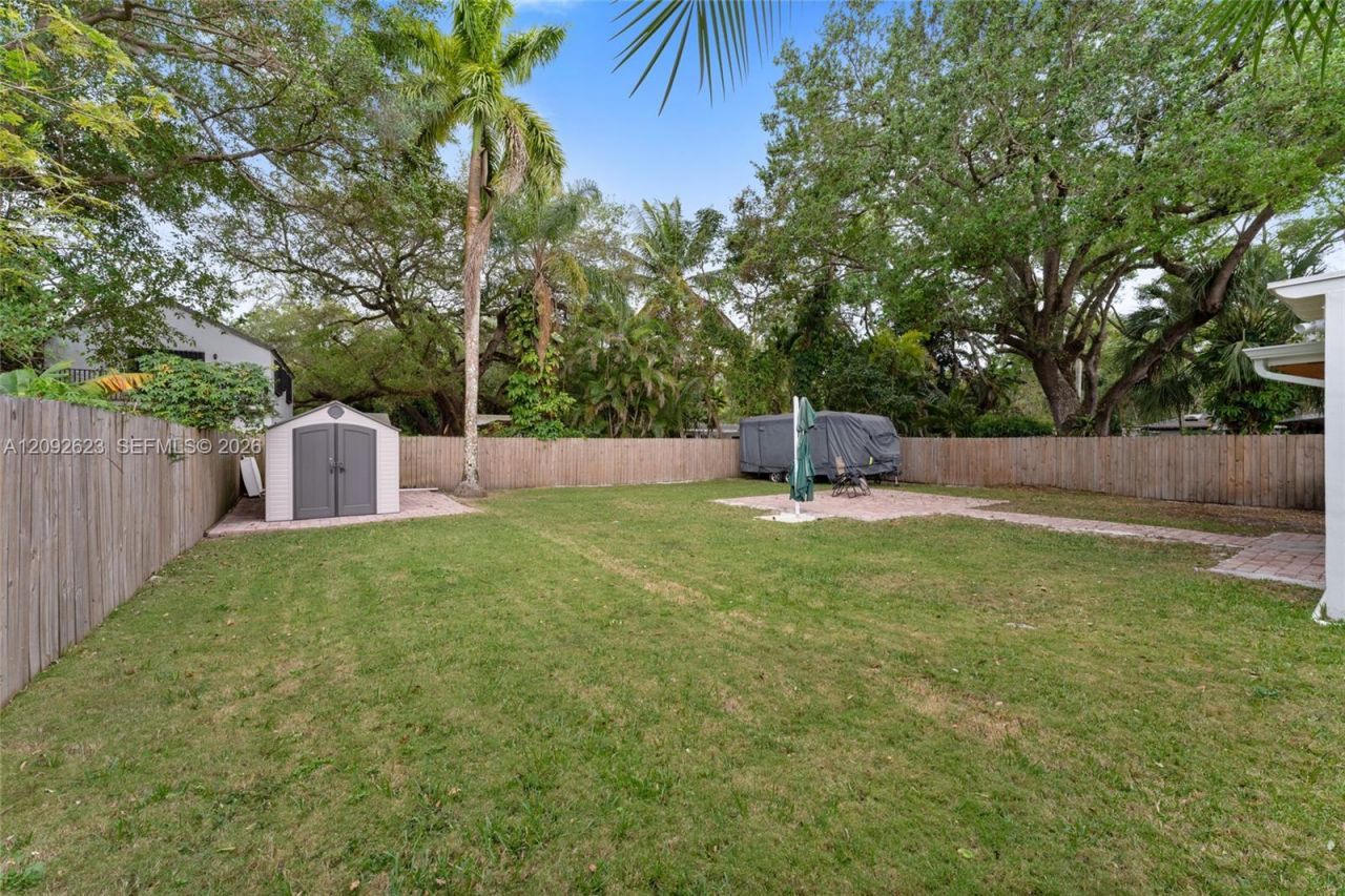 6820 SW 77th Ter , South Miami, FL 33143 Photo