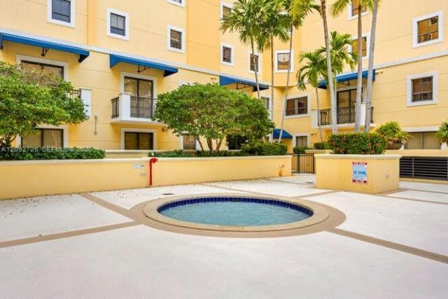 8395 SW 73rd Ave , Unit 104, Miami, FL 33143 Photo