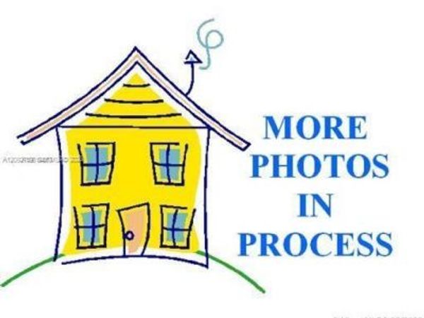 11464 SW 100th Ter, Miami, FL 33176