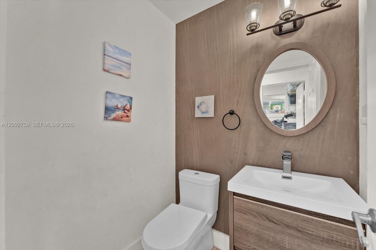 11464 SW 100th Ter, Miami, FL 33176 Photo