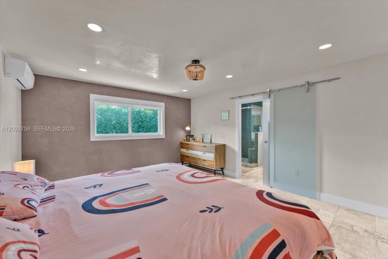 11464 SW 100th Ter, Miami, FL 33176 Photo
