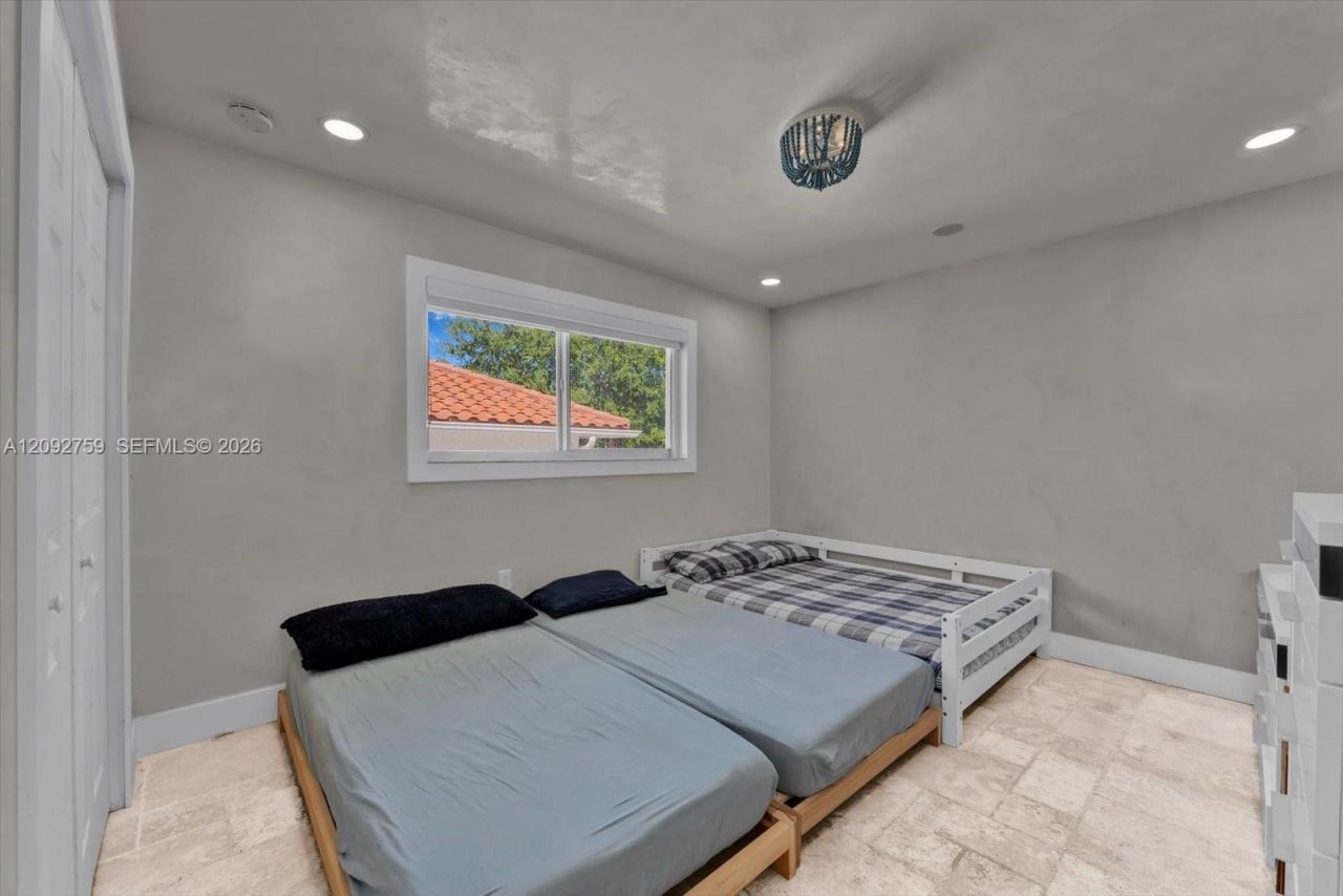 11464 SW 100th Ter, Miami, FL 33176 Photo