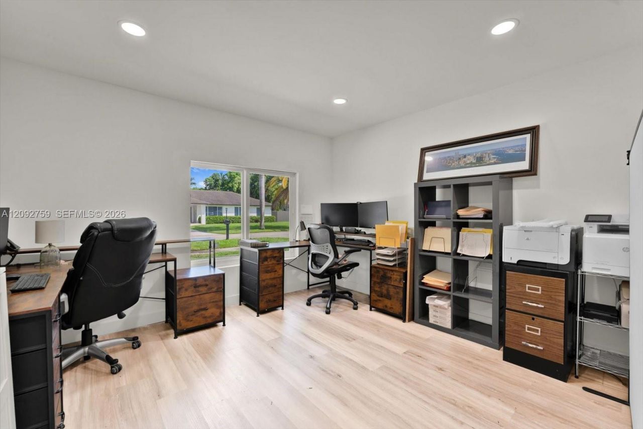 11464 SW 100th Ter, Miami, FL 33176 Photo