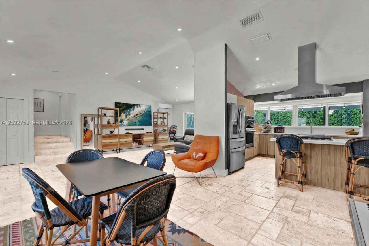 11464 SW 100th Ter, Miami, FL 33176 Photo