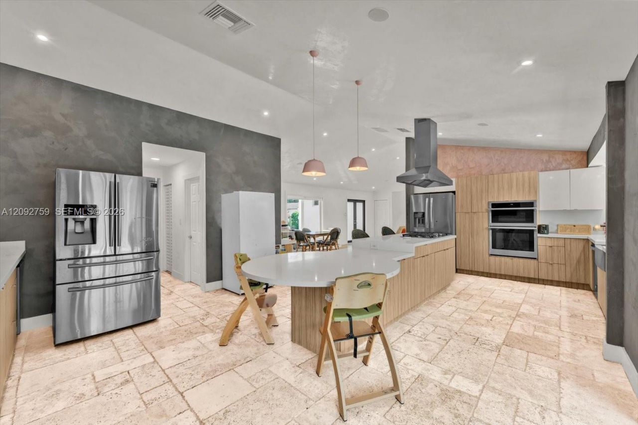 11464 SW 100th Ter, Miami, FL 33176 Photo