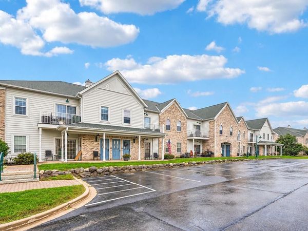 2732 Northview ROAD, Unit 94, Waukesha, WI 53188