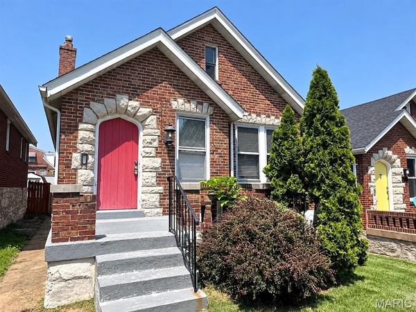4057 Potomac Street , St Louis, MO 63116