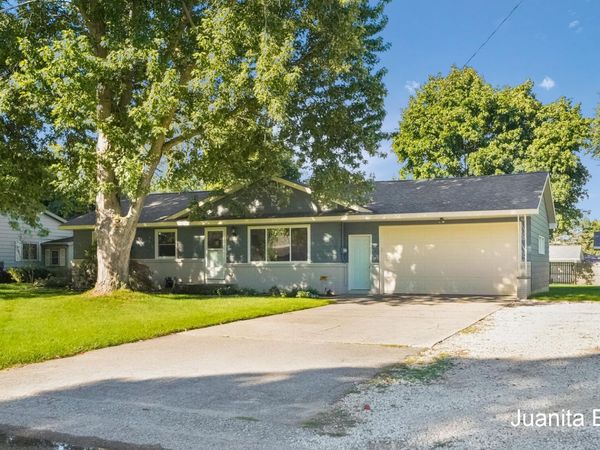 7719 Emberly Drive, Jenison, MI 49428