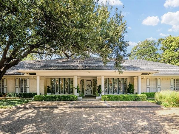 5531 Pebblebrook Drive , Dallas, TX 75229