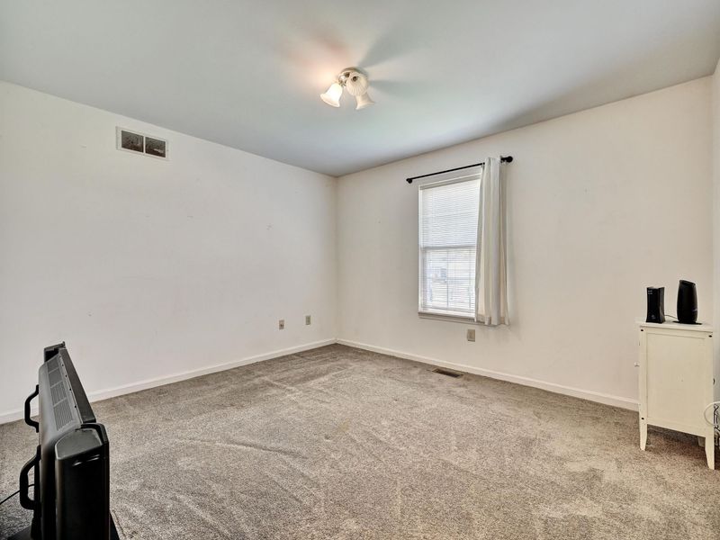 8436 Woodcreek Drive, Florence, KY 41042 Photo 15