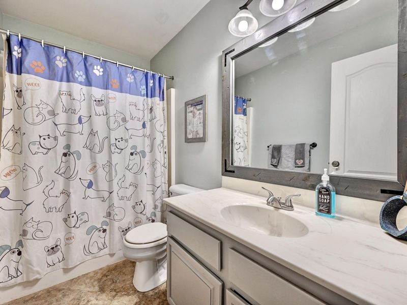 8436 Woodcreek Drive, Florence, KY 41042 Photo 17