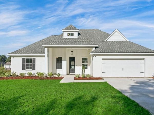 72629 ROBINDALE Drive , Covington, LA 70435