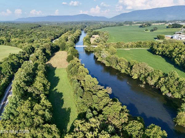 122 Frog Hollow Rd, Delano, TN 37325