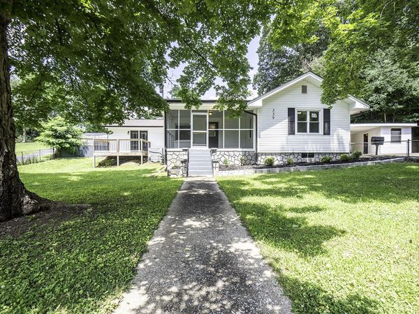 559 Union Fork Road, Soddy Daisy, TN 37379