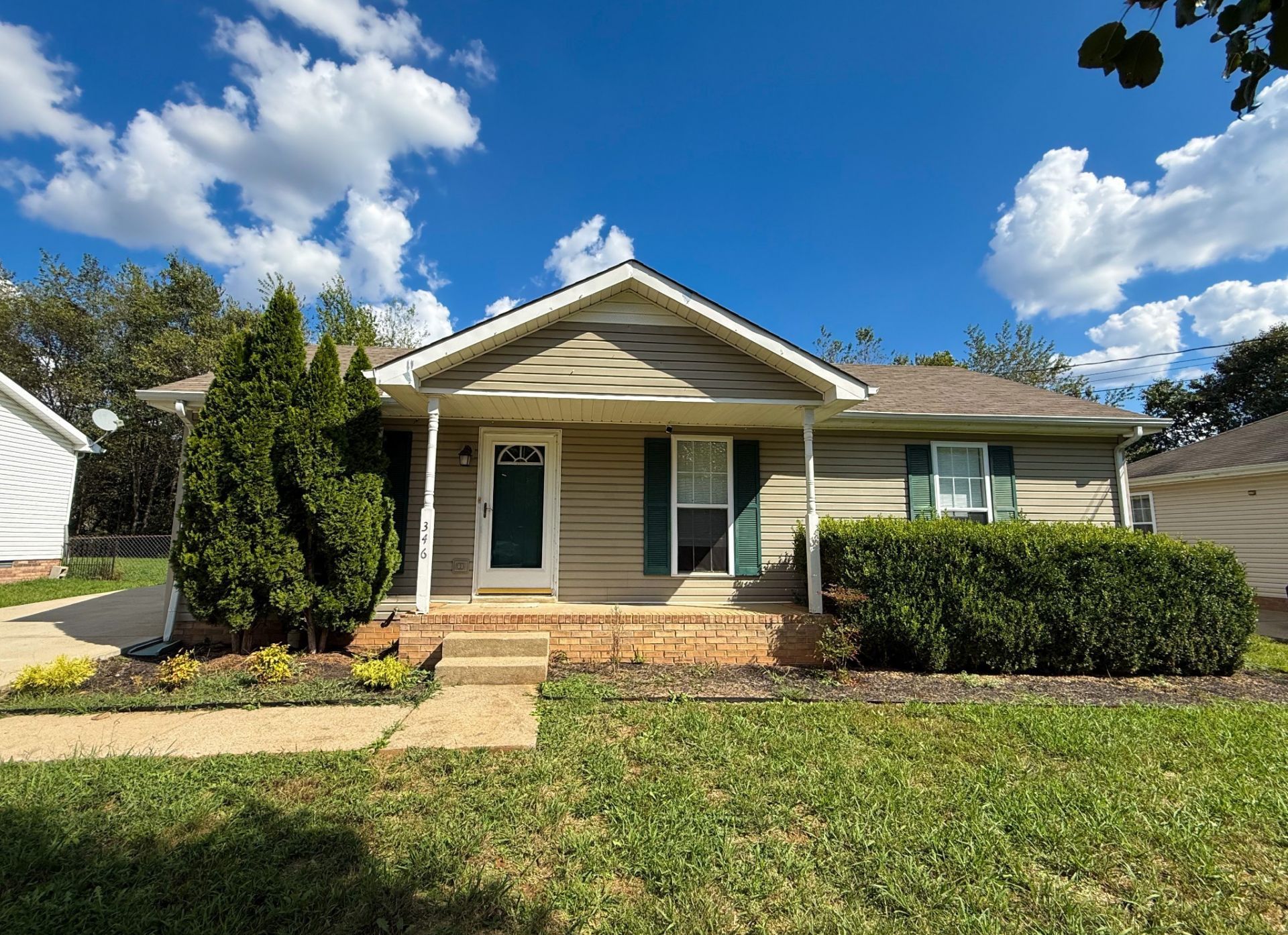 346 Cranklen Cir, Clarksville, TN 37042 Main Photo