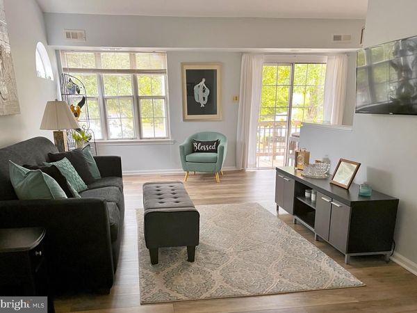 406 BEACON HILL DRIVE, HOLLAND, PA 18966