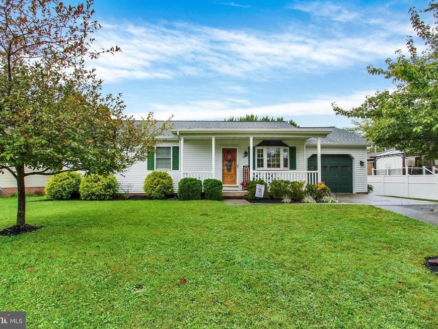 54 Brewster Street, Hanover, PA 17331 Main Photo
