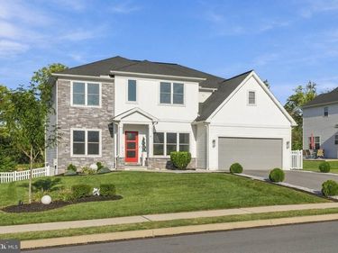 4 REIN DRIVE, STEVENS, PA 17578
