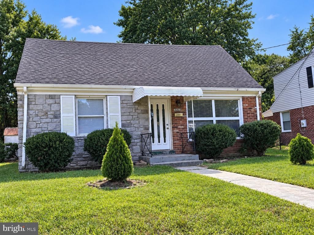 2013 Van Buren Street, Hyattsville, MD 20782 Main Photo
