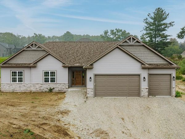 30625 Jeffrey DRIVE, Burlington, WI 53105