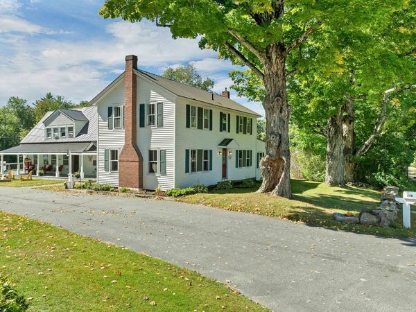 220 Stockbridge Corner Road, Alton, NH 03809
