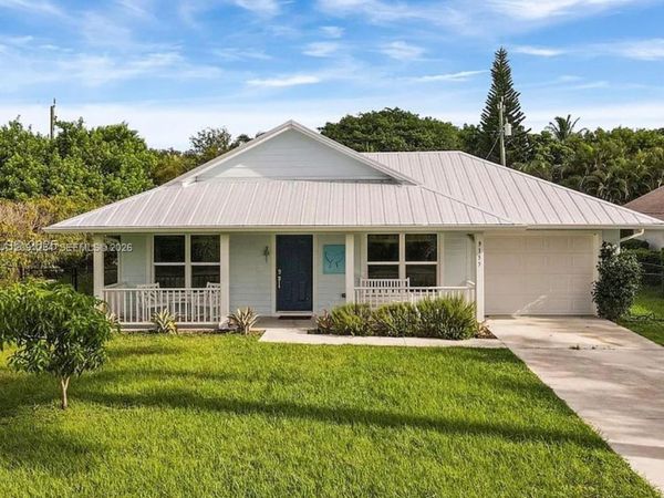 9155 SE Athena St , Hobe Sound, FL 33455
