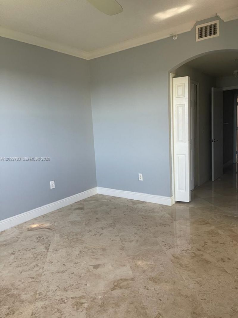6670 NW 114th Ave, Unit 627, Doral, FL 33178 Photo