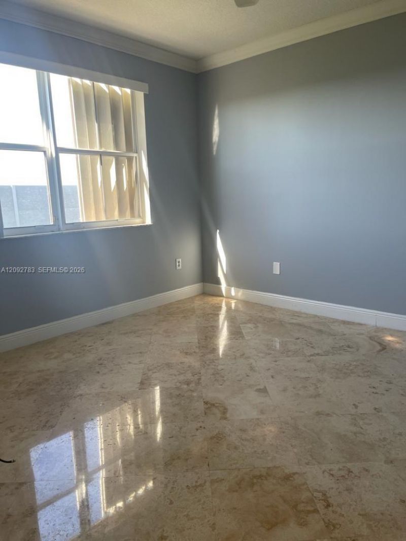 6670 NW 114th Ave, Unit 627, Doral, FL 33178 Photo
