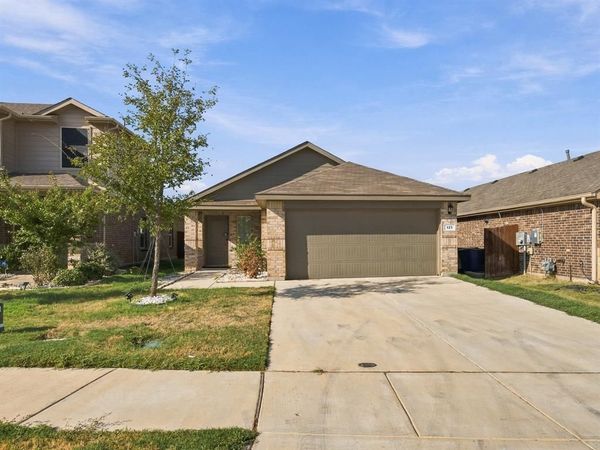 121 Greengate Drive , Boyd, TX 76023