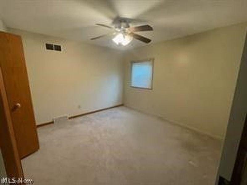 6235 Beverly Avenue NE, Canton, OH 44721 Photo 16