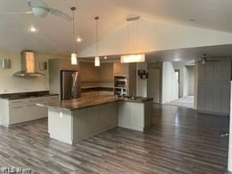 6235 Beverly Avenue NE, Canton, OH 44721 Photo 5