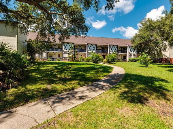 400 N BAYSHORE BOULEVARD , Unit 203, CLEARWATER, FL 33759