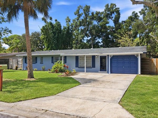 2000 CRAFT LANE , SARASOTA, FL 34239