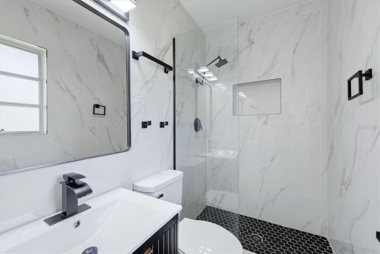 2000 Craft Lane, Sarasota, FL 34239 Photo