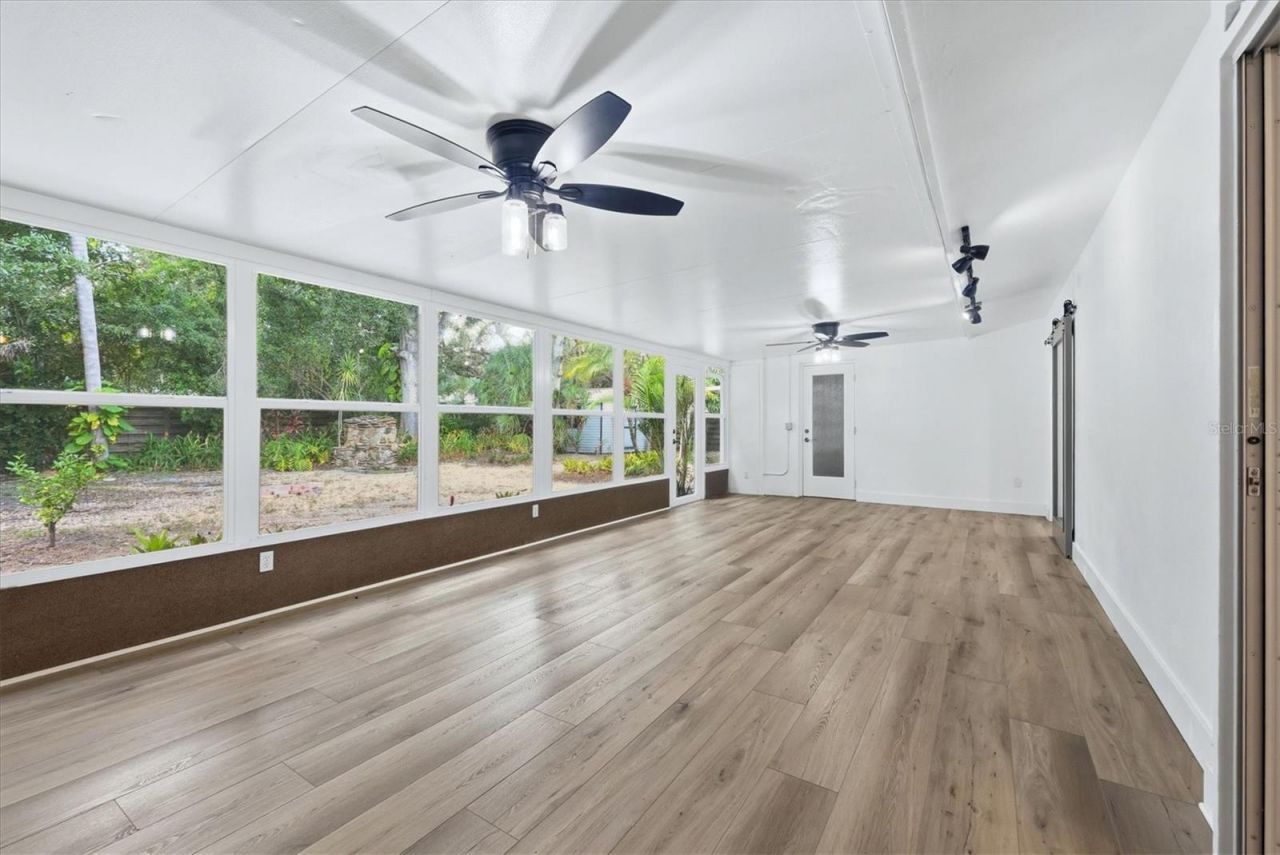 2000 Craft Lane, Sarasota, FL 34239 Photo